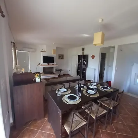 Cycladic Style House By The Sea Nerotriviá